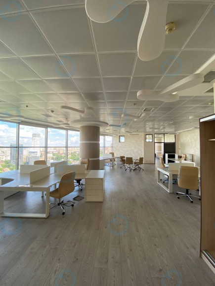 Оренда офісу 900 м.кв 28 поверх Парус