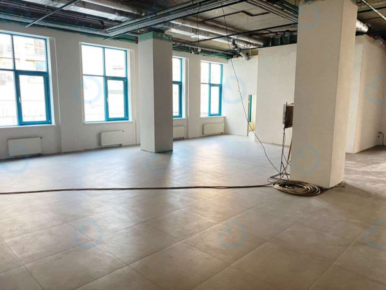 Оренда офісу 75 м.кв 4 поверх Павлівська, 23