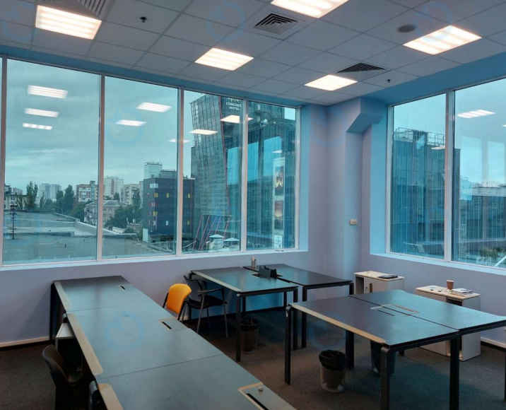 Оренда офісу 1146 м.кв 3 поверх Інком (Compass FM)