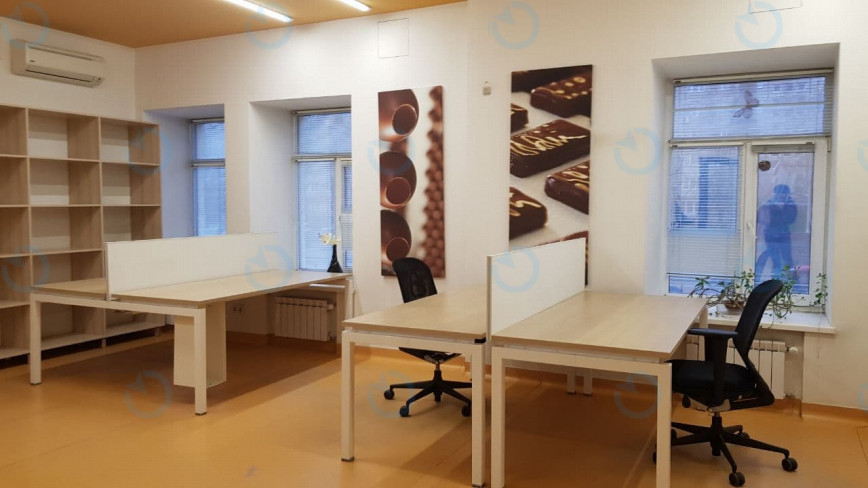 Оренда офісу 290 м.кв 2 поверх ROSHEN PLAZA