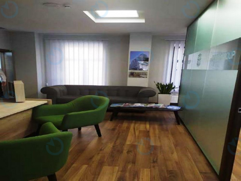 Аренда офиса 185 м.кв 1 этаж Кузнецкий