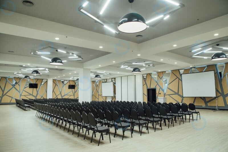 Зал Довженко (Mercure Congress Centre)